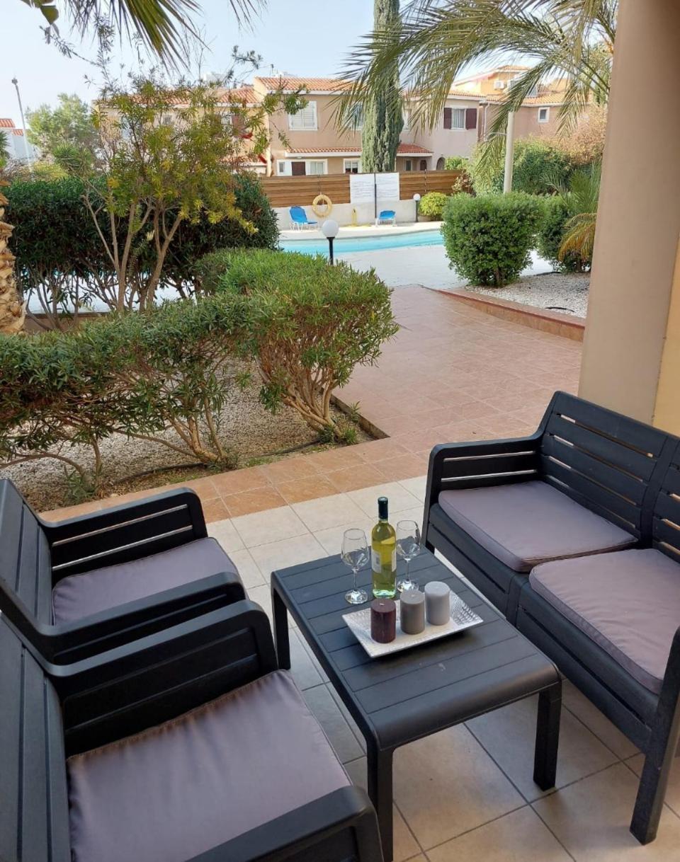 Joanne'S Cosy 1 Bdrm Apt Paphos Eksteriør bilde