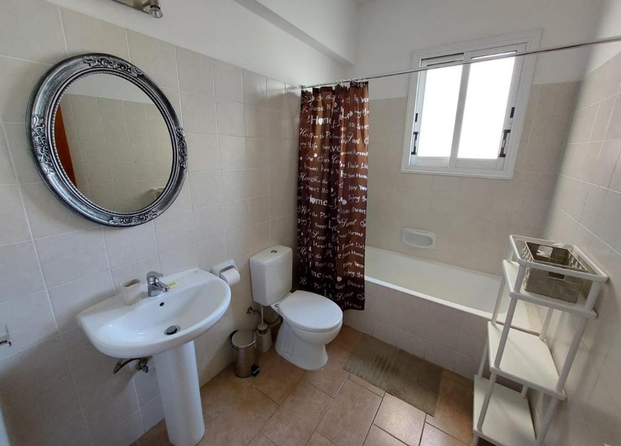 Joanne'S Cosy 1 Bdrm Apt Paphos Eksteriør bilde